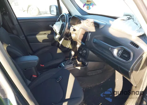 2023 Jeep Renegade Latitude 4X4 из США, поврежденный, VIN ZACNJDB16PPP57633